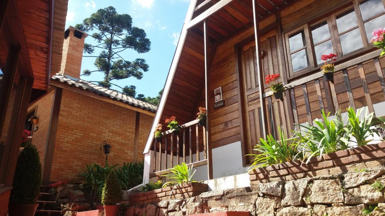 Villa Valentina Chales Com Lareira E Churrasqueira - Campos do Jordao — Photos 2